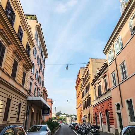 Style Apartment Julia 50 Mt From Colosseum Eksteriør bilde